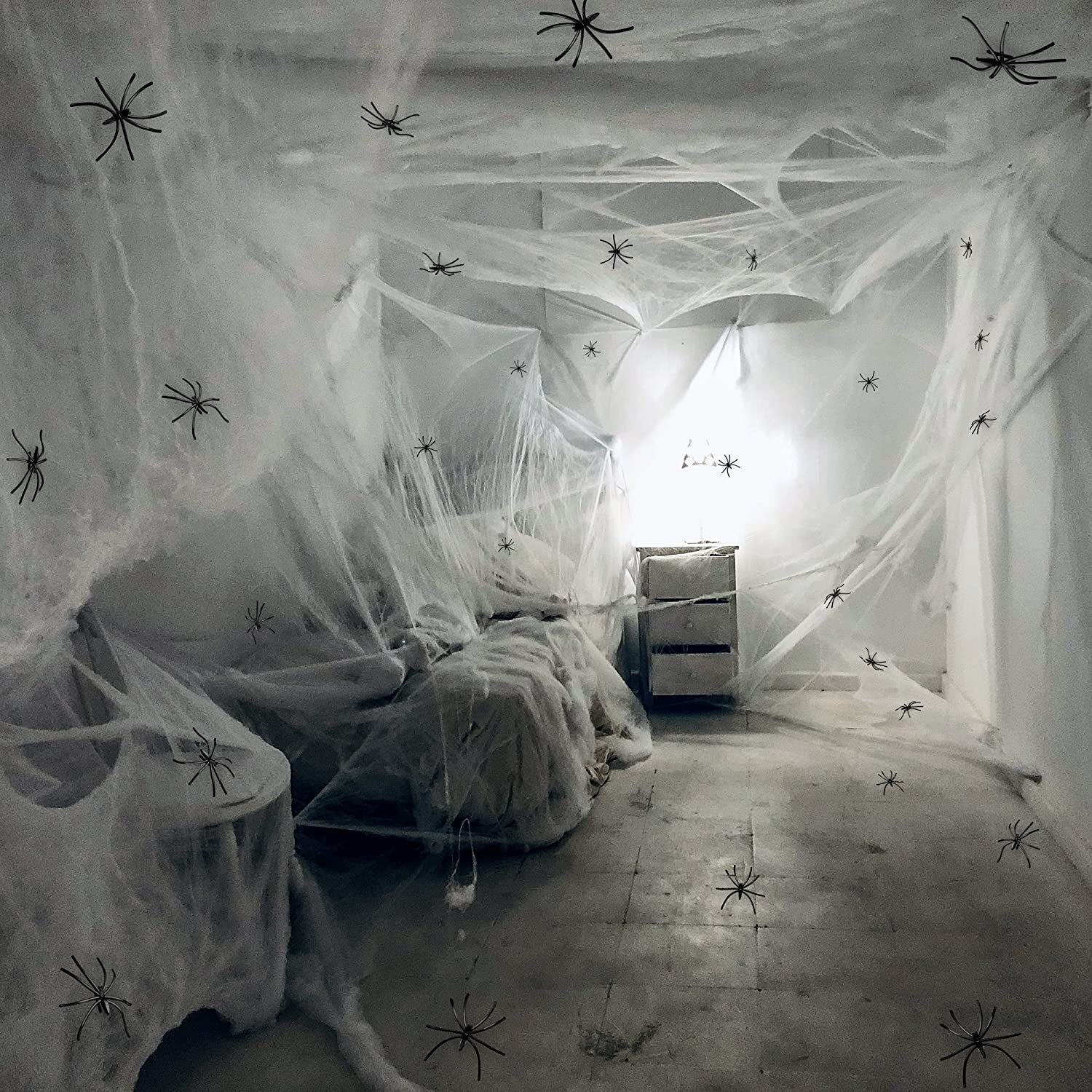 300G HALLOWEEN SPIDER WEB STRETCHABLE COBWEBS with 60 SPIDERS for HALLOWEEN